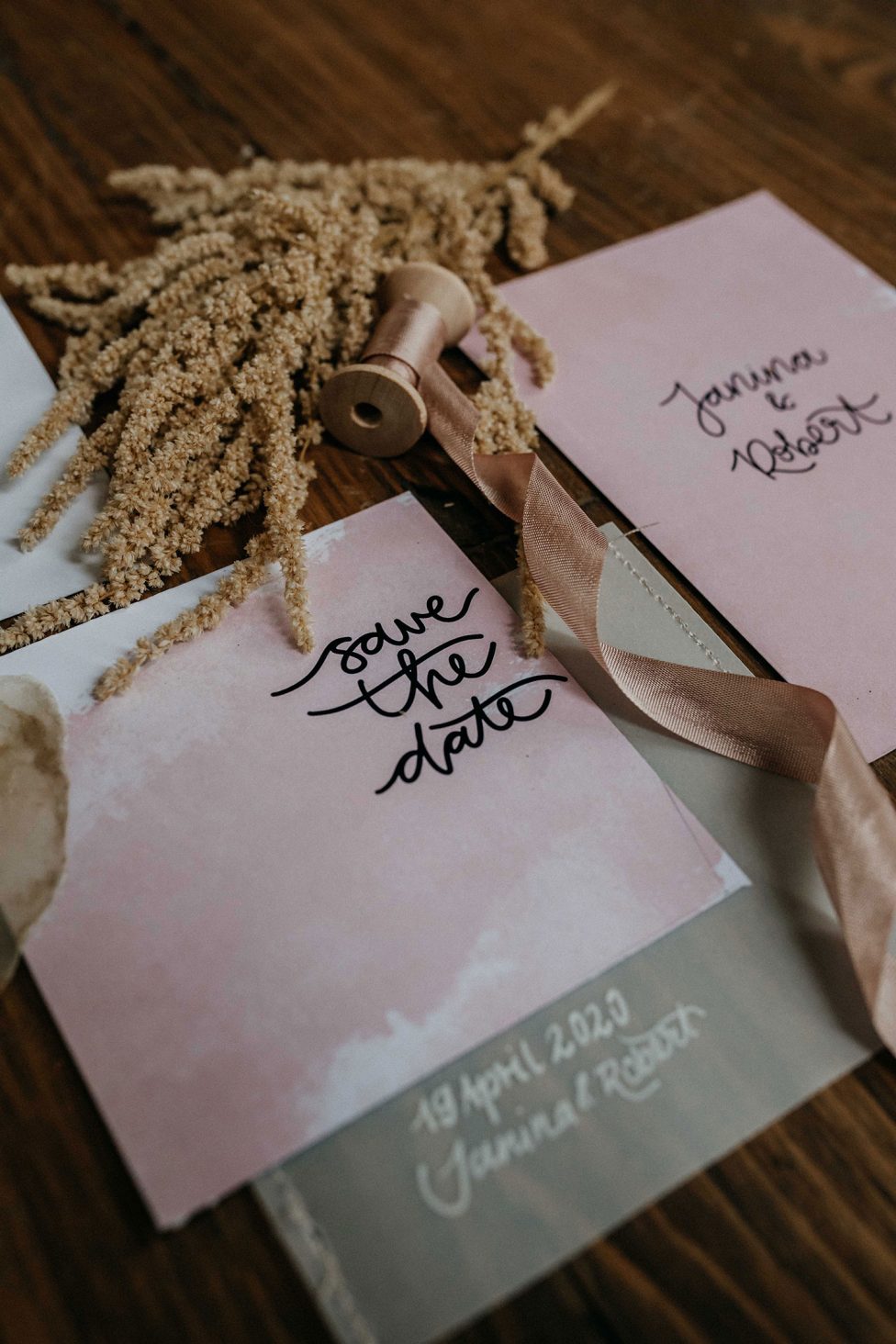 Schloss Arff: Hochzeitsinspiration in Pastell Pale Pink