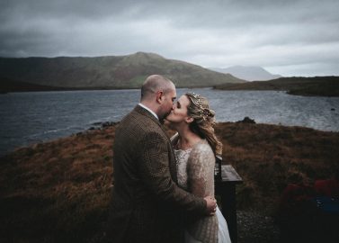 Intime Traumhochzeit in irischer Wildnis