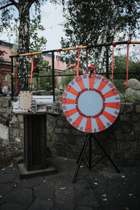 Vintage-Kirmes-Hochzeit im Brew Dog Berlin