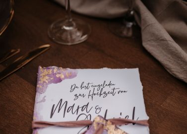Hochzeitseleganz in herbstlicher Verspieltheit