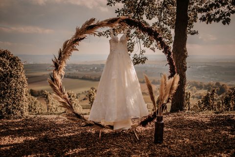 Hochzeitseleganz in herbstlicher Verspieltheit