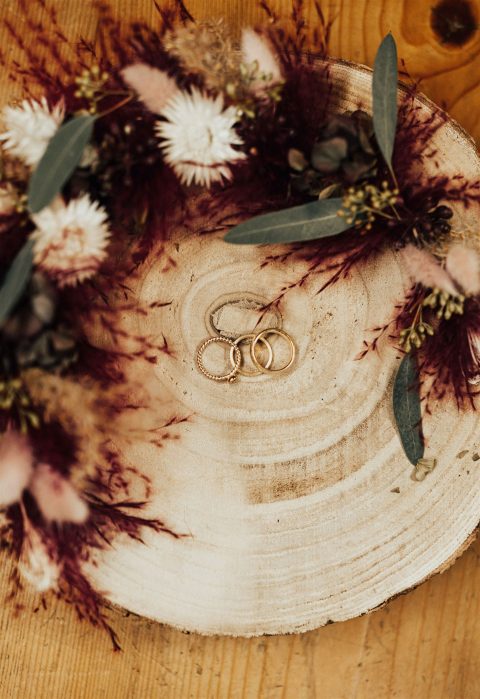 Elopement-Inspiration in verschneiten Bergen
