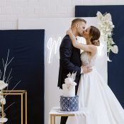 Modern Blau, Schlicht Weiß und Gülden Elegant