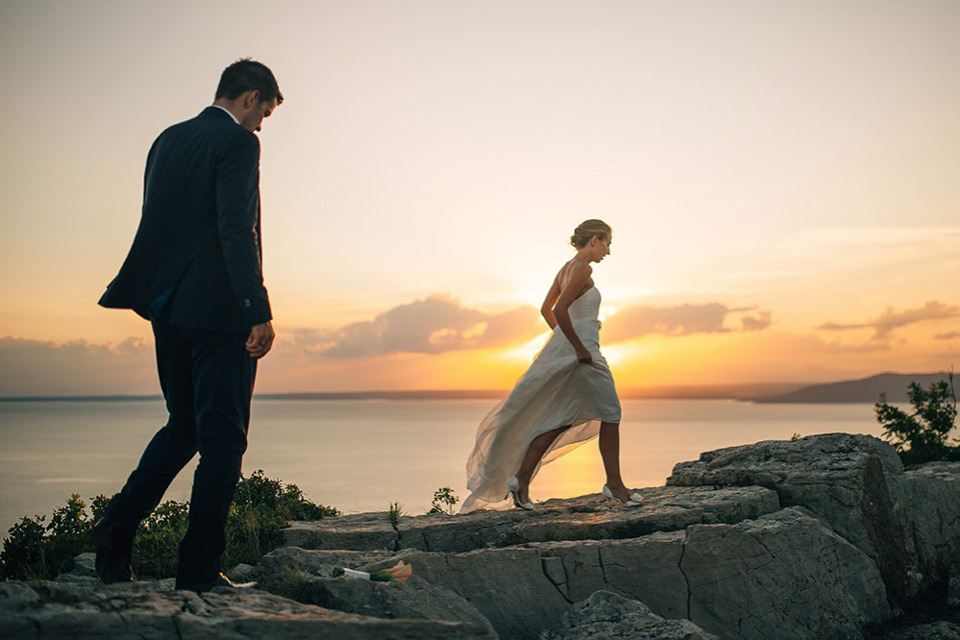 Entspannte Destination-Traumhochzeit in Kroatien von Nordica Photography